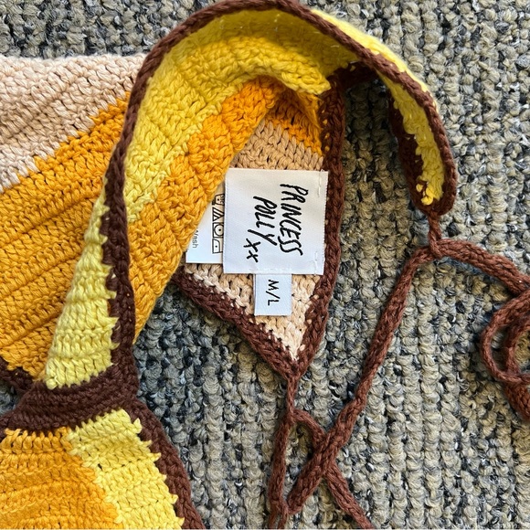 BUTTERFLY CROCHET TOP - Picture 3 of 5